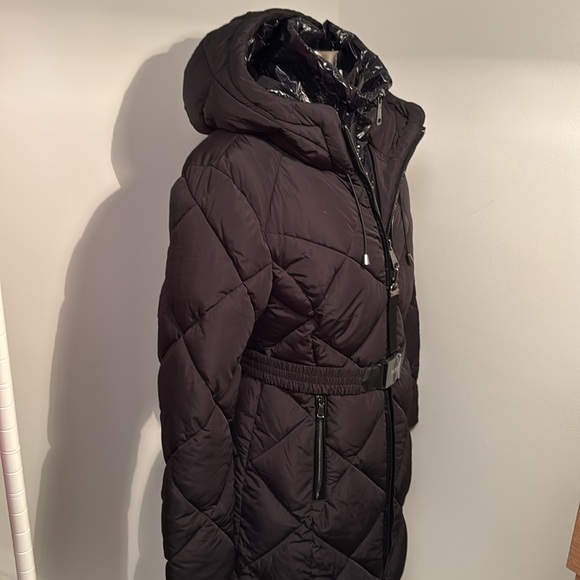 Sicily Clothing Canadian Designer Puffer Jacket - Picture 5 of 9